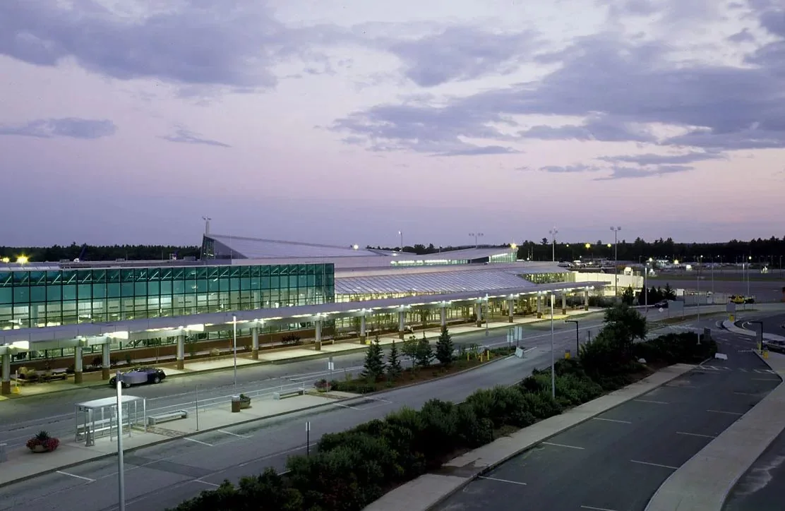 Manchester-Boston Regional Airport terminal - MHT car service Boston