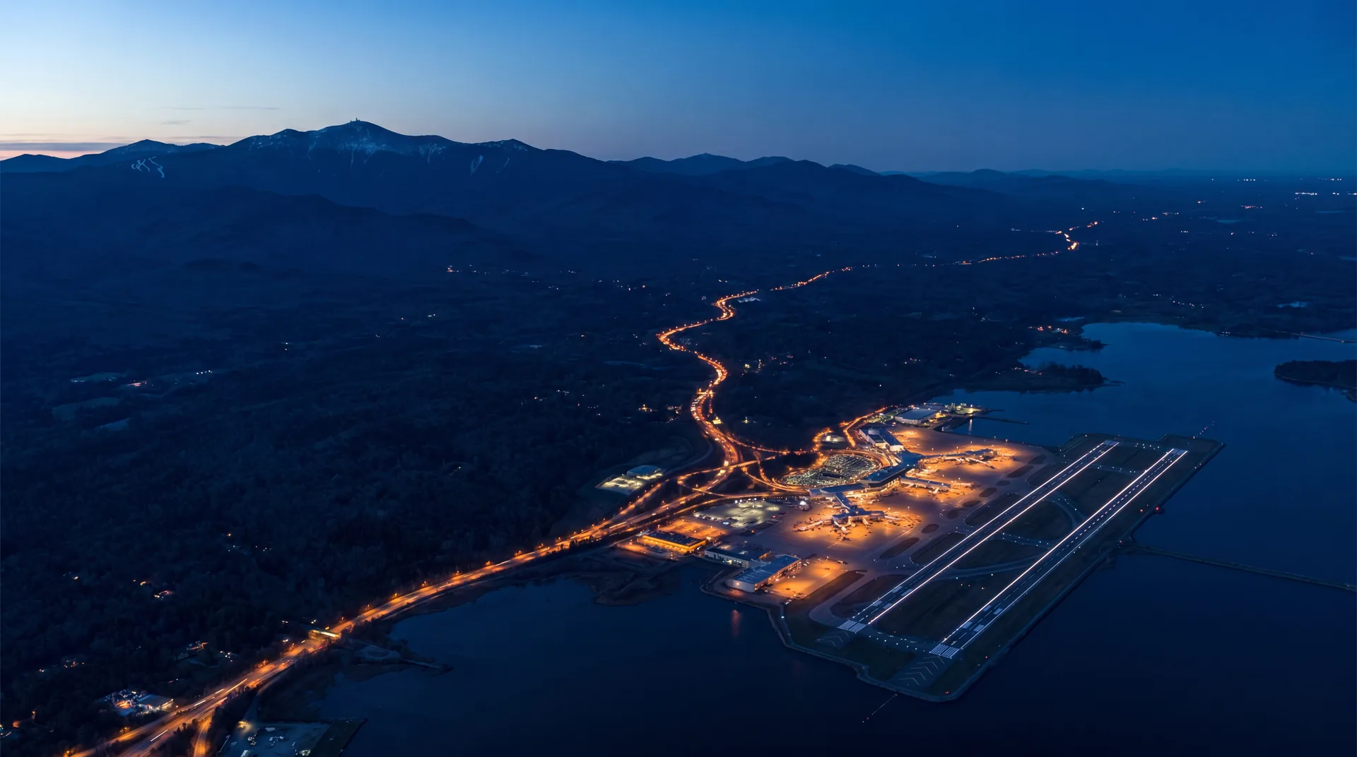 Logan Airport to New Hampshire - Private Car Service - TiLimousine private car service